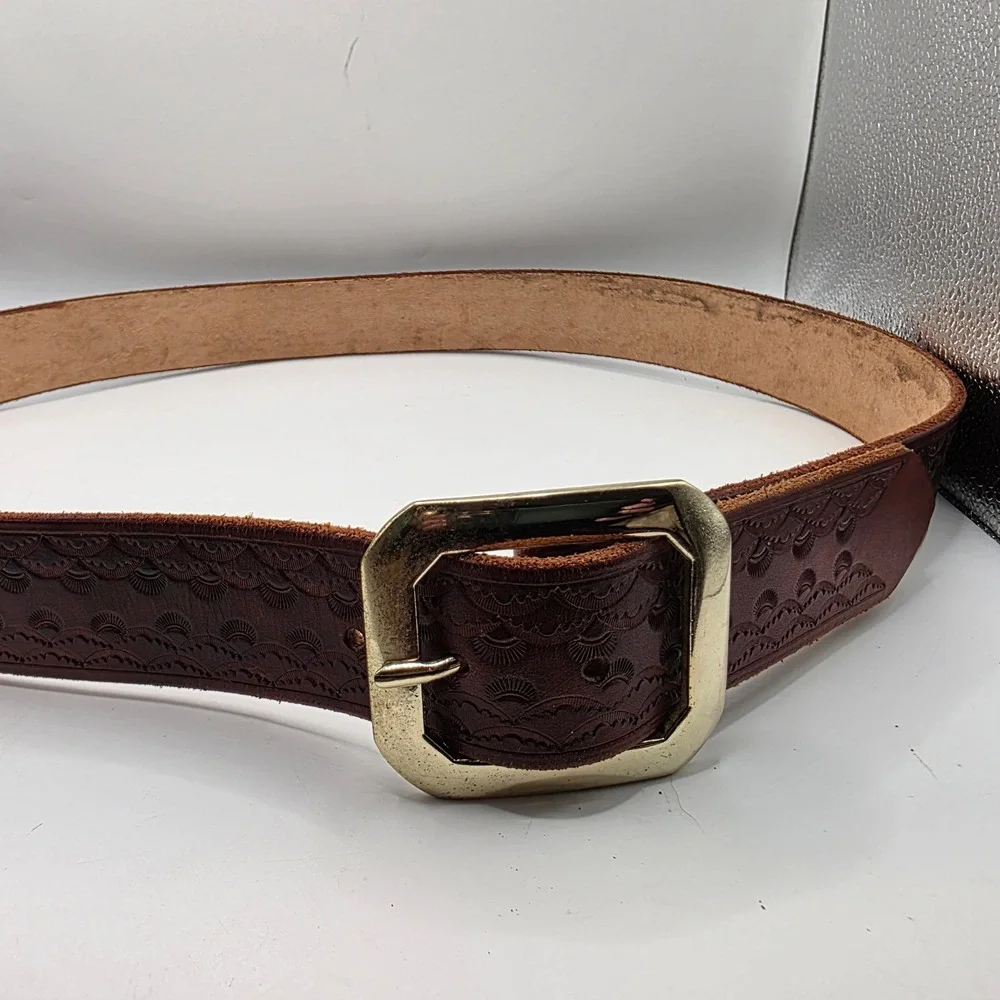 Vintage Mens Hand Tooled Leather Belt Brown Western‎ Scalloped Pattern Size 42